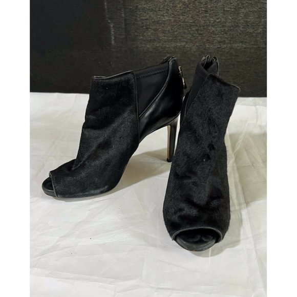 Ann Taylor Women's Black Calf Hair Peep Toe Ankle Booties Zip Size 6.5 - Picture 2 of 12